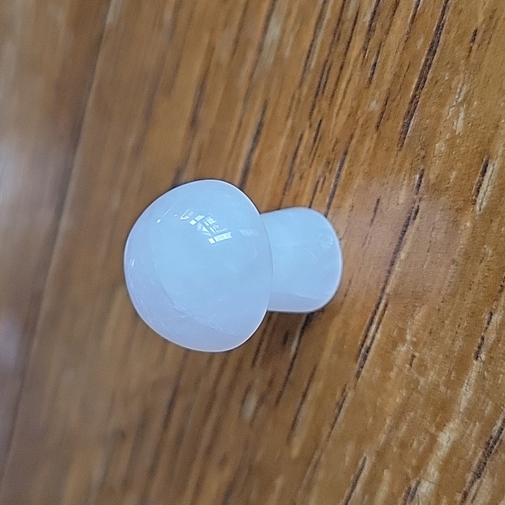 Rose quartz mushroom